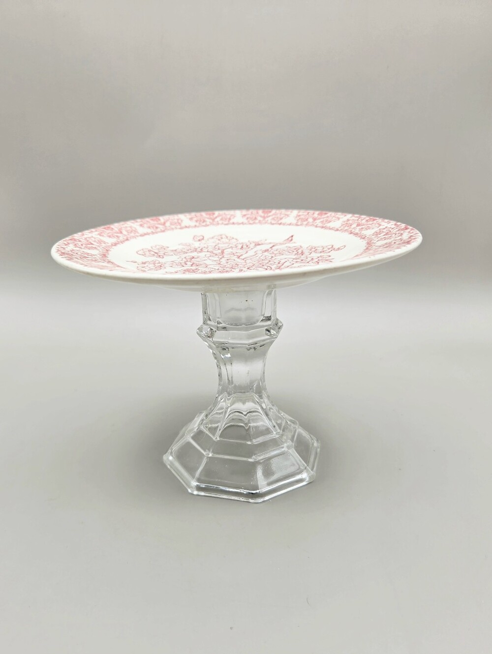 Mini Cake Stand or Cupcake Stand, Red & White Floral on Clear Glass Pedestal - Picture 4 of 7